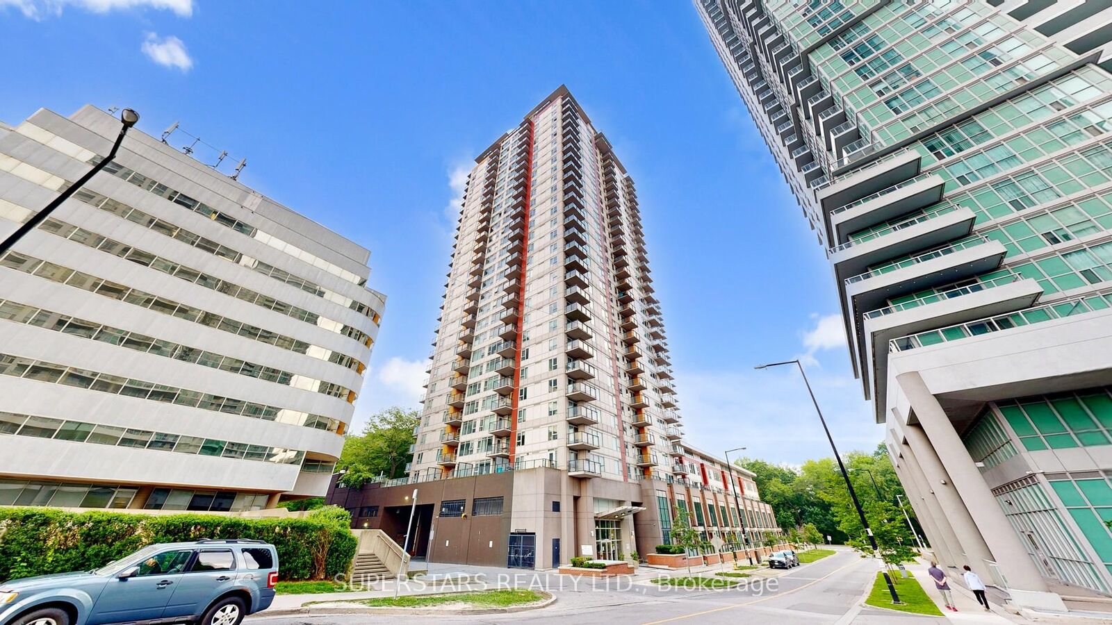 Photo de la propriété: 25 Town Centre Court 1608 ON M1P 0B4