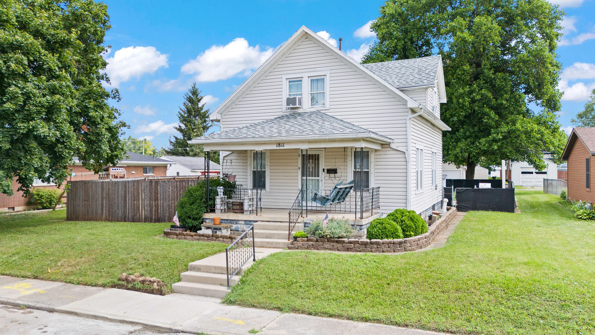Property Photo: 1811 Nicklin Avenue OH 45356