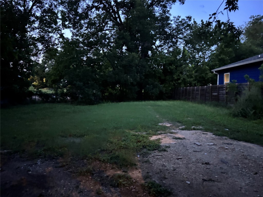 Property Photo:  4602 E Gonzales Street  TX 78702 