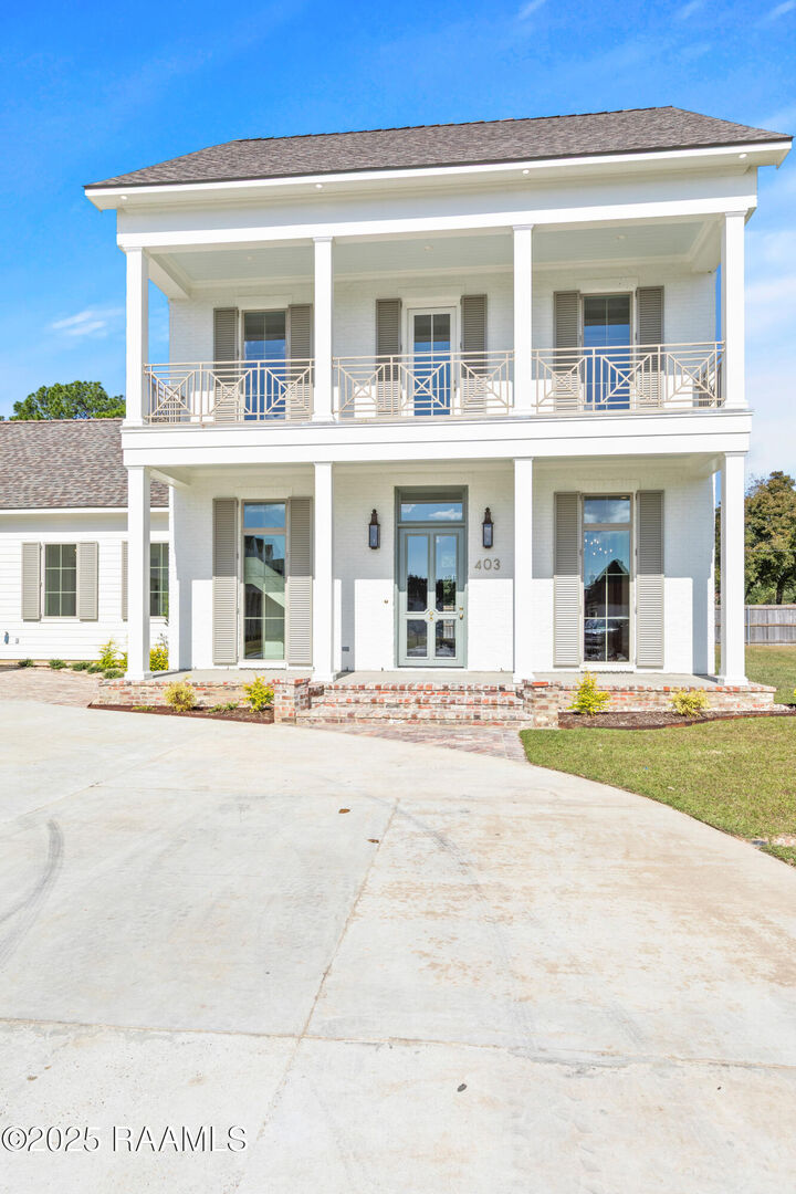 Property Photo:  403 Ivy Cottage Drive  LA 70592 