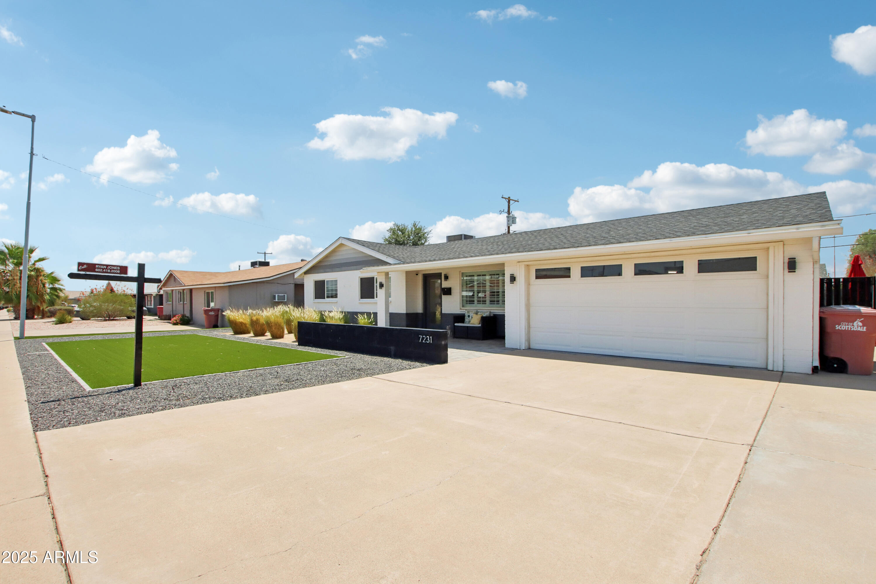 Property Photo: 7231 E Latham Street AZ 85257