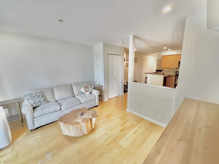 Property Photo:  997 W 22 Avenue 305  BC V5V 2A2 