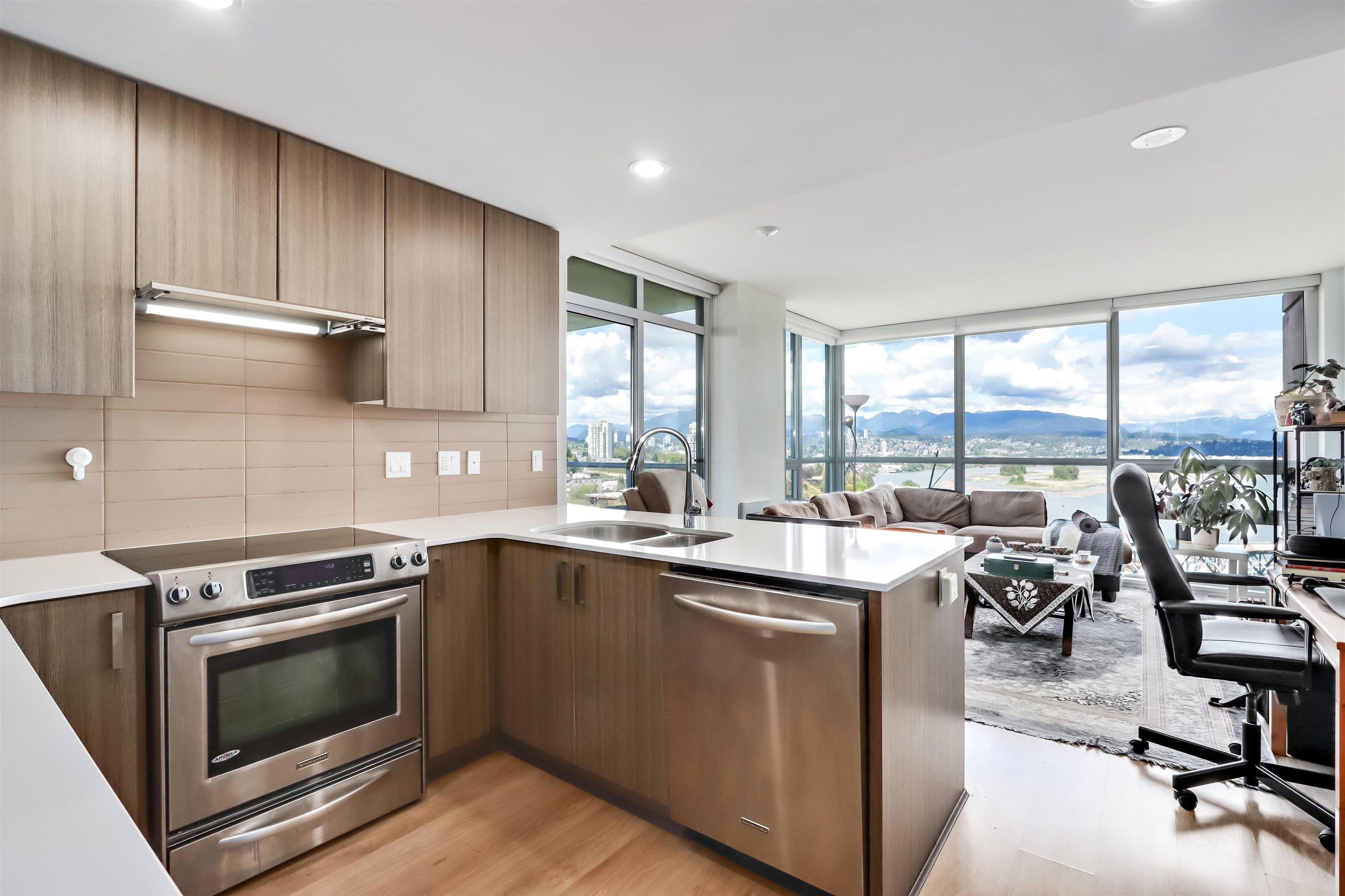 Property Photo: 125 Columbia Street 2101 BC V3L 0G8