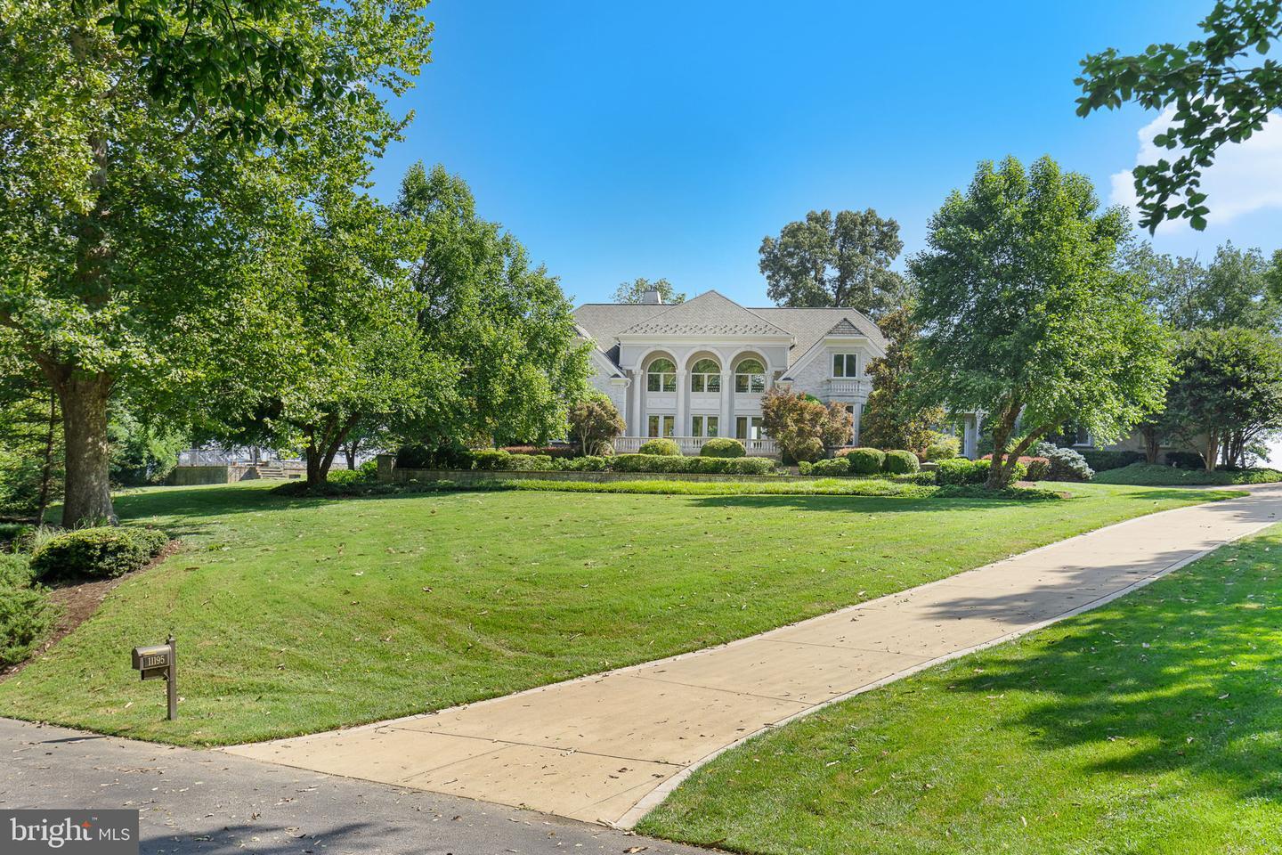Property Photo: 11195 Gunston VA 22079