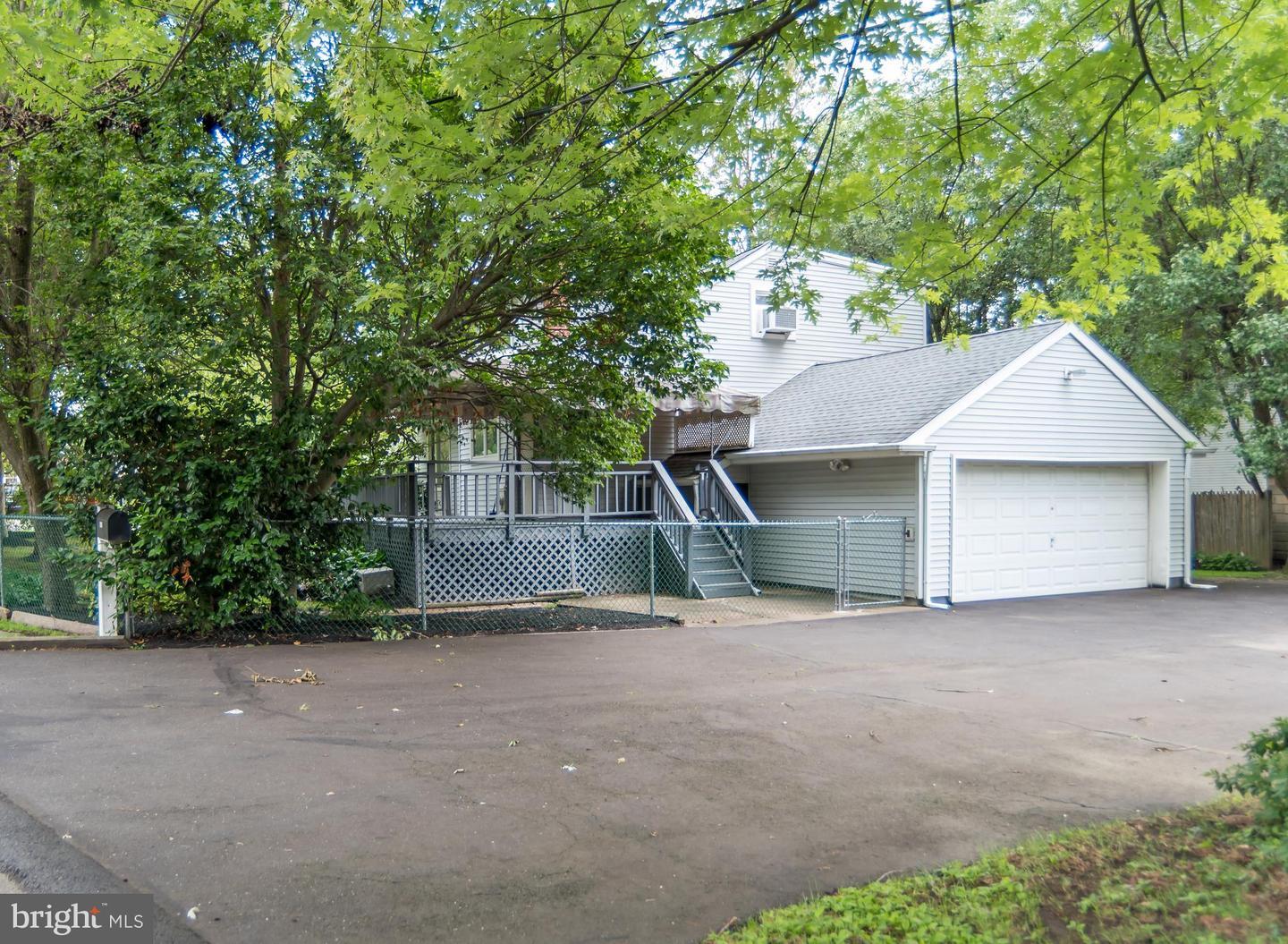 Property Photo:  1656 Highland Avenue  PA 19047 