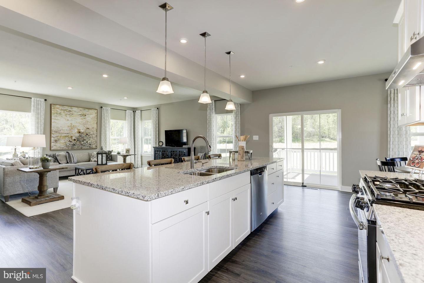 Property Photo:  210 Trail Court  PA 17406 