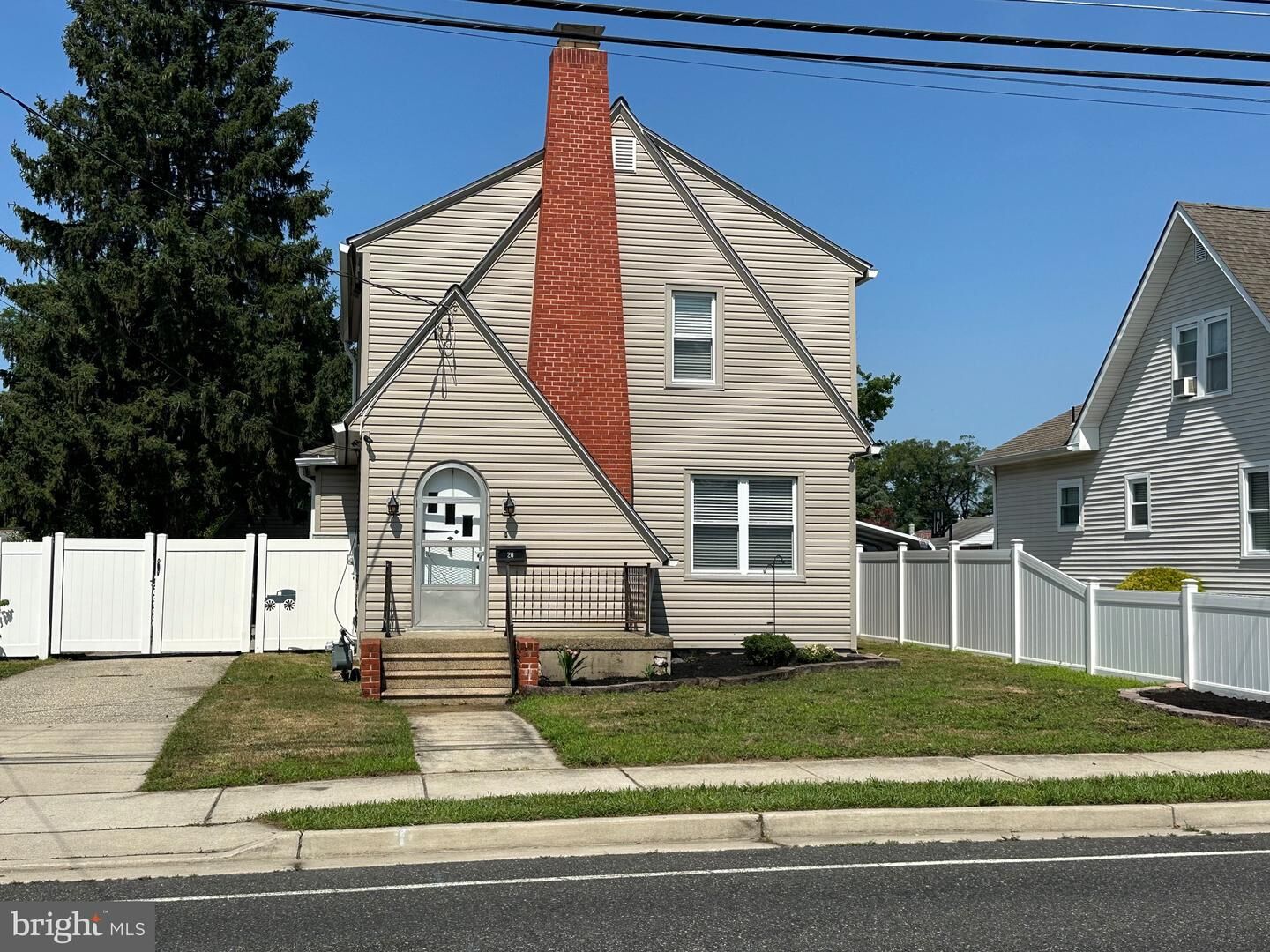Property Photo:  26 N Valley Avenue  NJ 08360 