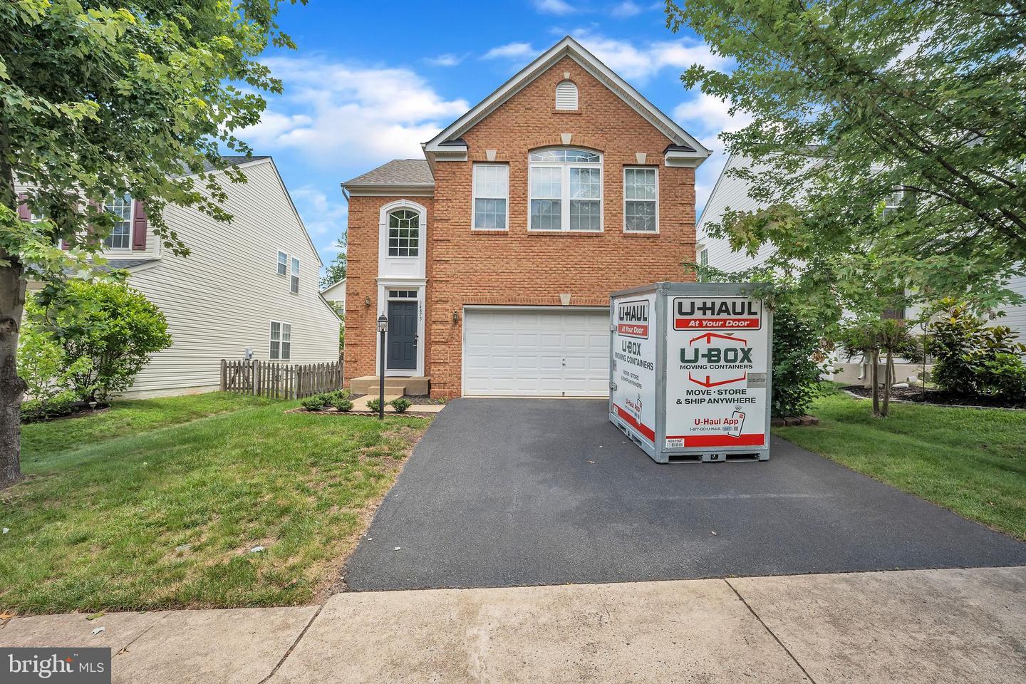 Property Photo:  14873 Links Pond Circle  VA 20155 