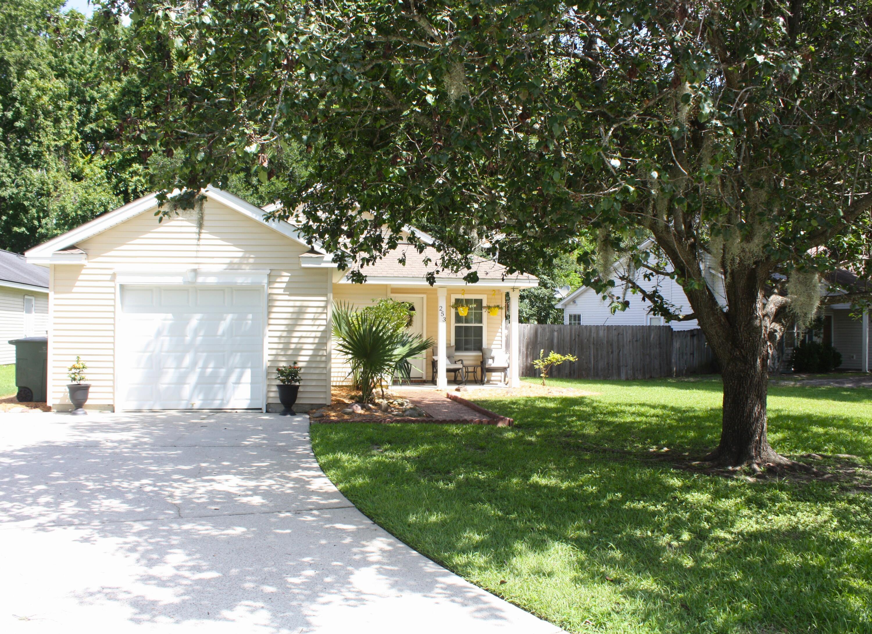 253 Muirfield Parkway  Charleston SC 29414 photo