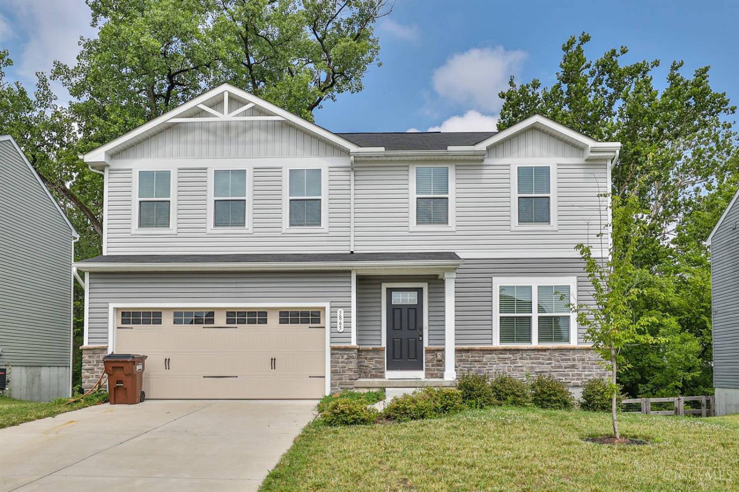 5865 Woodcreek Drive  Middletown OH 45042 photo
