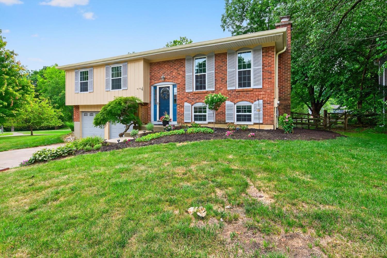 Property Photo: 2939 Larchwood Court OH 45039