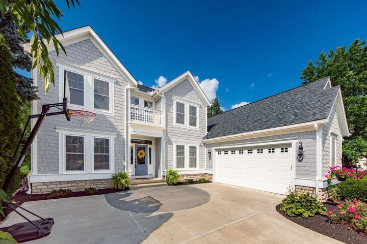 Property Photo:  1138 Forsyth Lane  OH 43021 