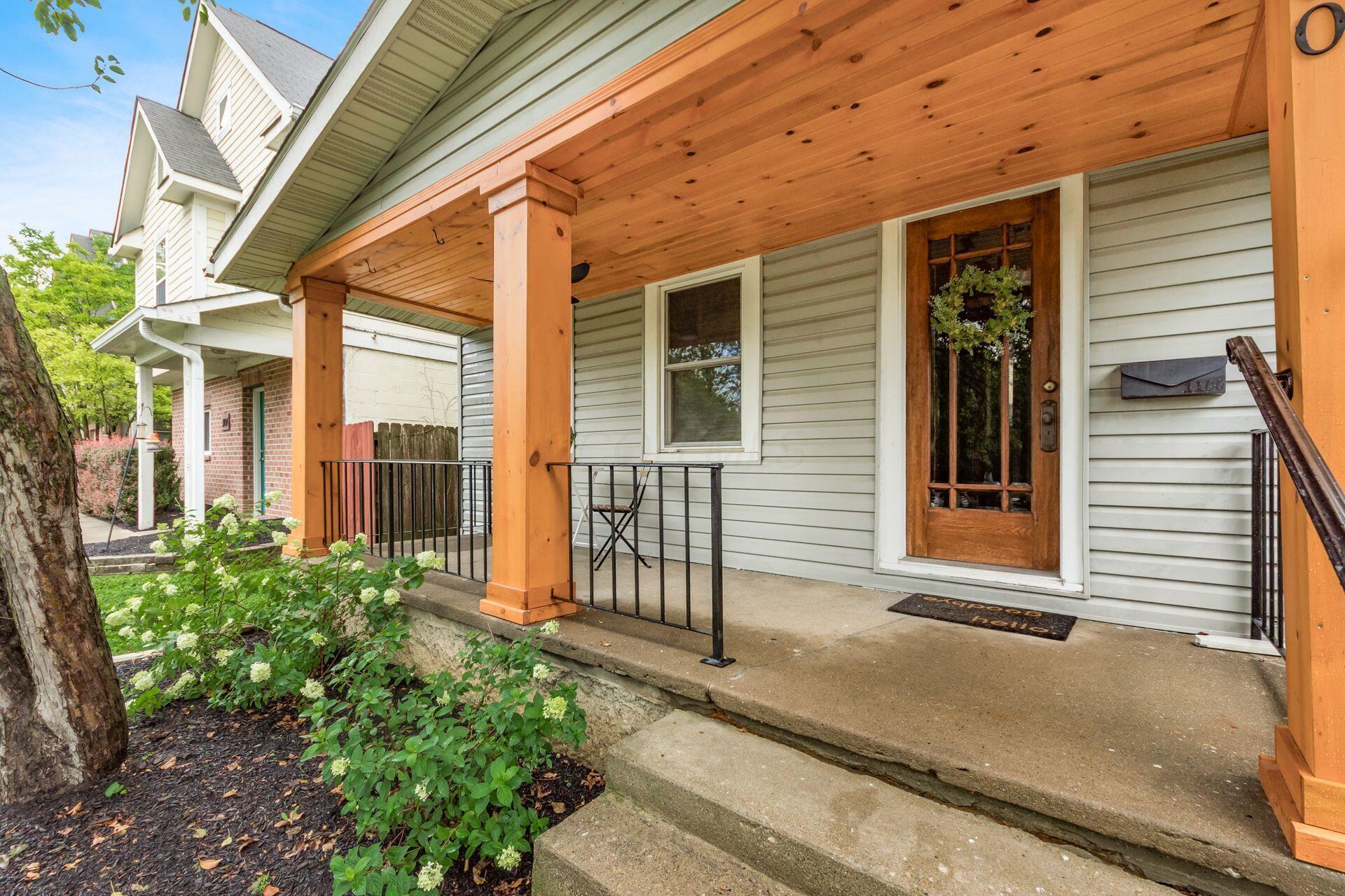 Property Photo: 1100 Perry Street OH 43201
