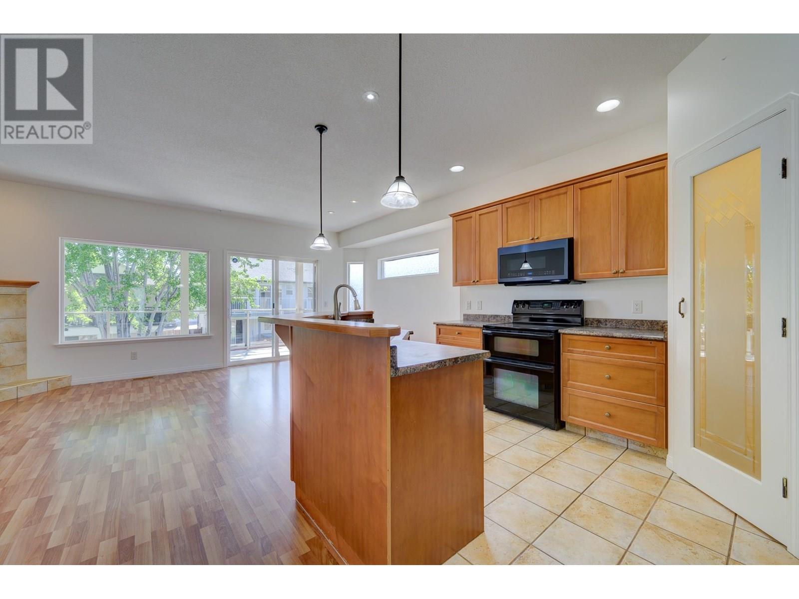 Property Photo: 763 Bramble Court BC V1S 1Z5