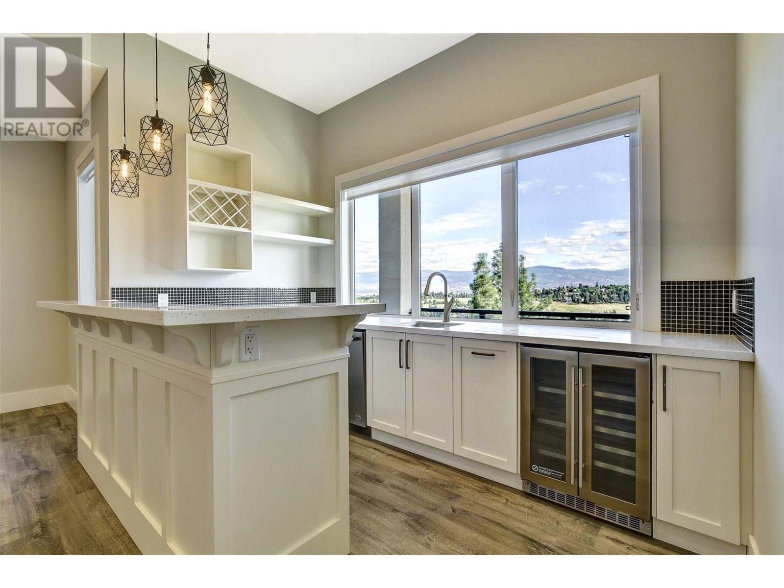Property Photo: 1051 Aurora Heights BC V1Z 4B2
