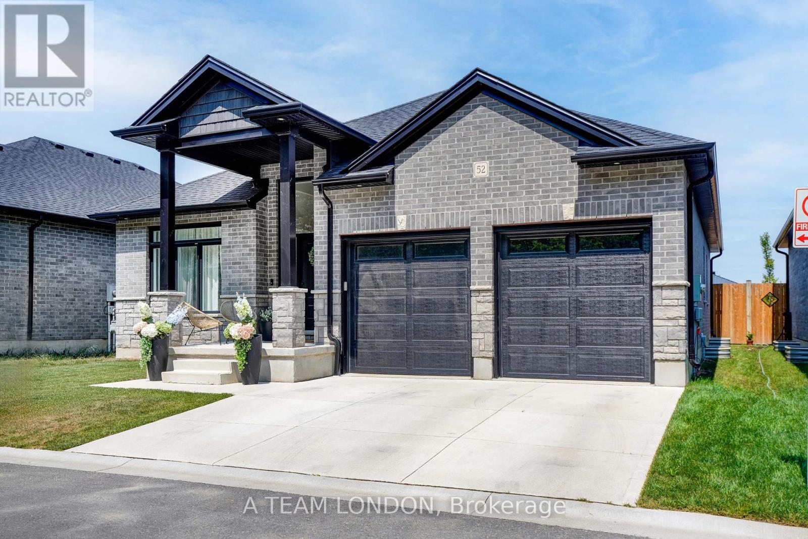 Property Photo: 383 Daventry Way 52 ON N0L 1R0