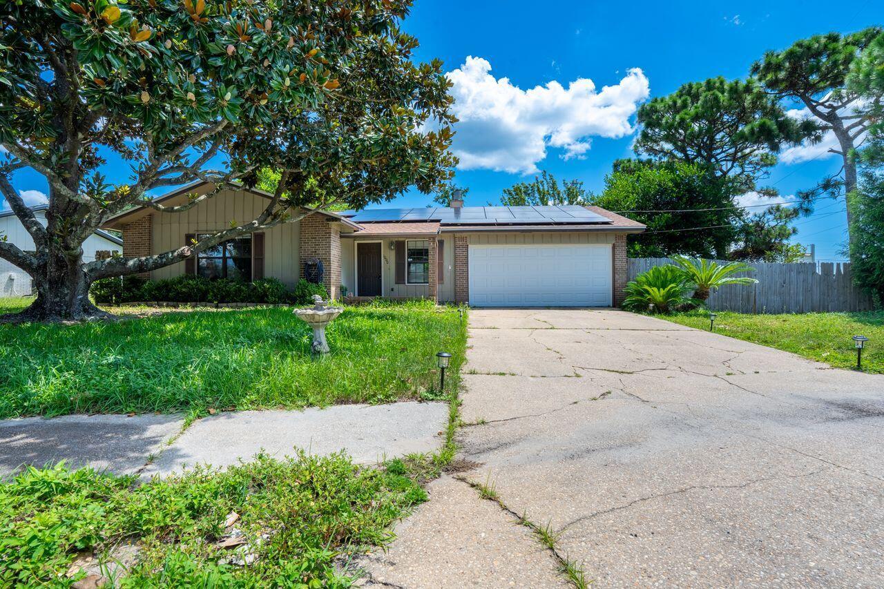 Property Photo: 1000 Quail Hollow Drive FL 32569