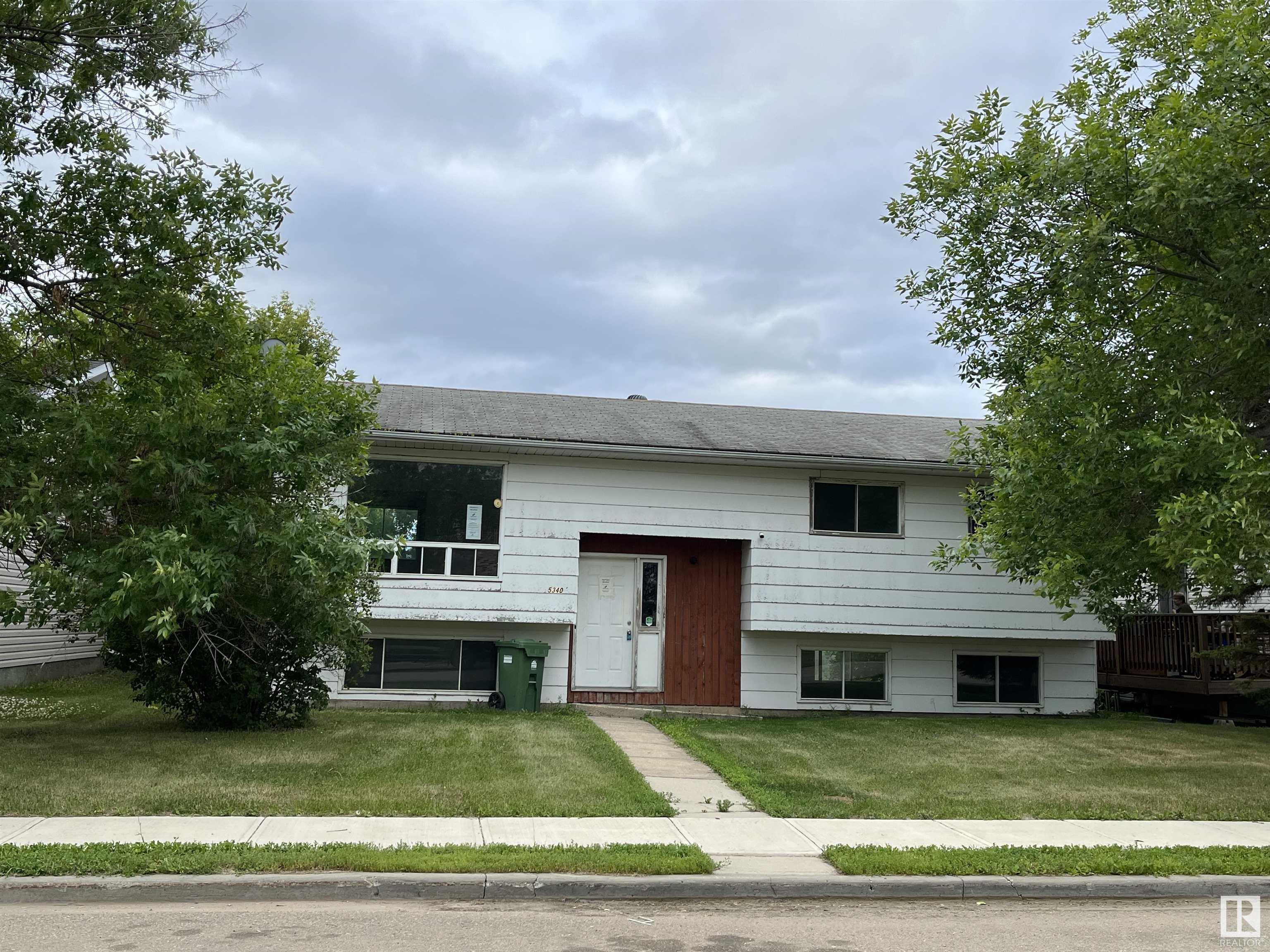 Photo de la propriété: 5340 53 Avenue AB T9N 2B3