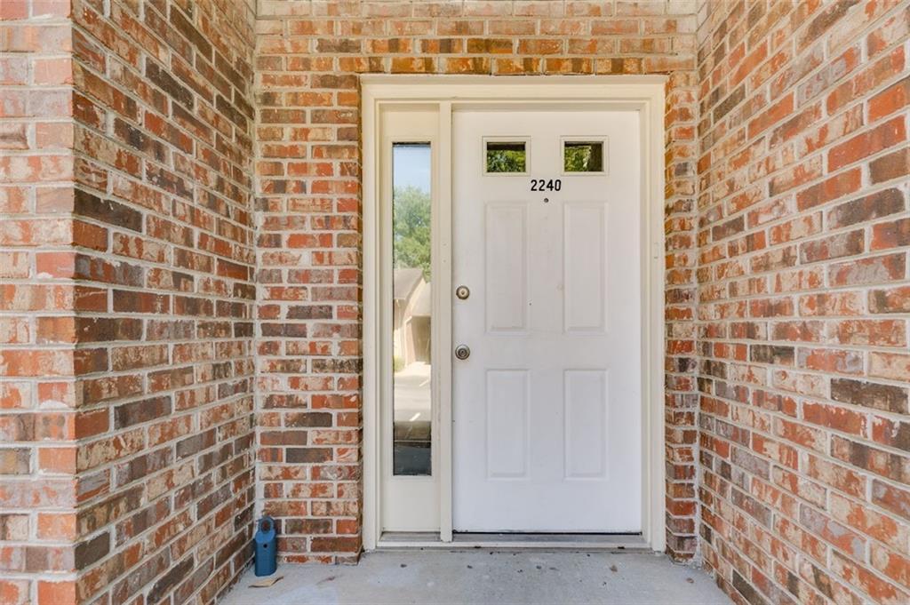 Property Photo: 2240 Runnymead Ridge SE GA 30067