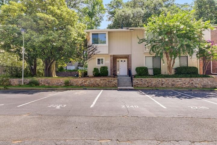 Property Photo:  2240 Runnymead Ridge SE  GA 30067 