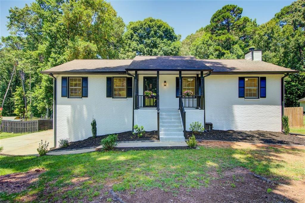 Property Photo:  3235 Stanford Circle  GA 30044 