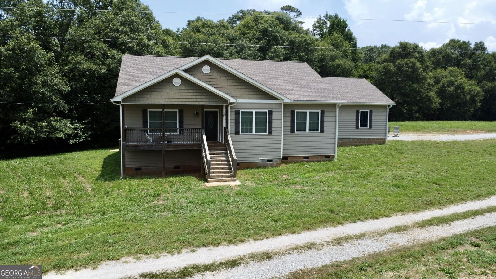 Property Photo: 260 Red Barn Road GA 30108