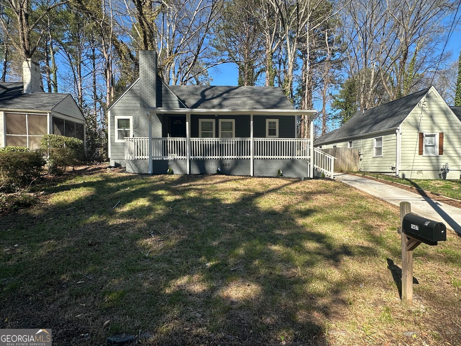 Property Photo: 1457 Richland Road Southwest Road SW GA 30310