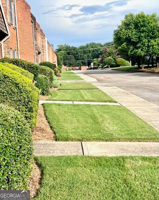 Property Photo:  306 Georgetown Drive  GA 30605 