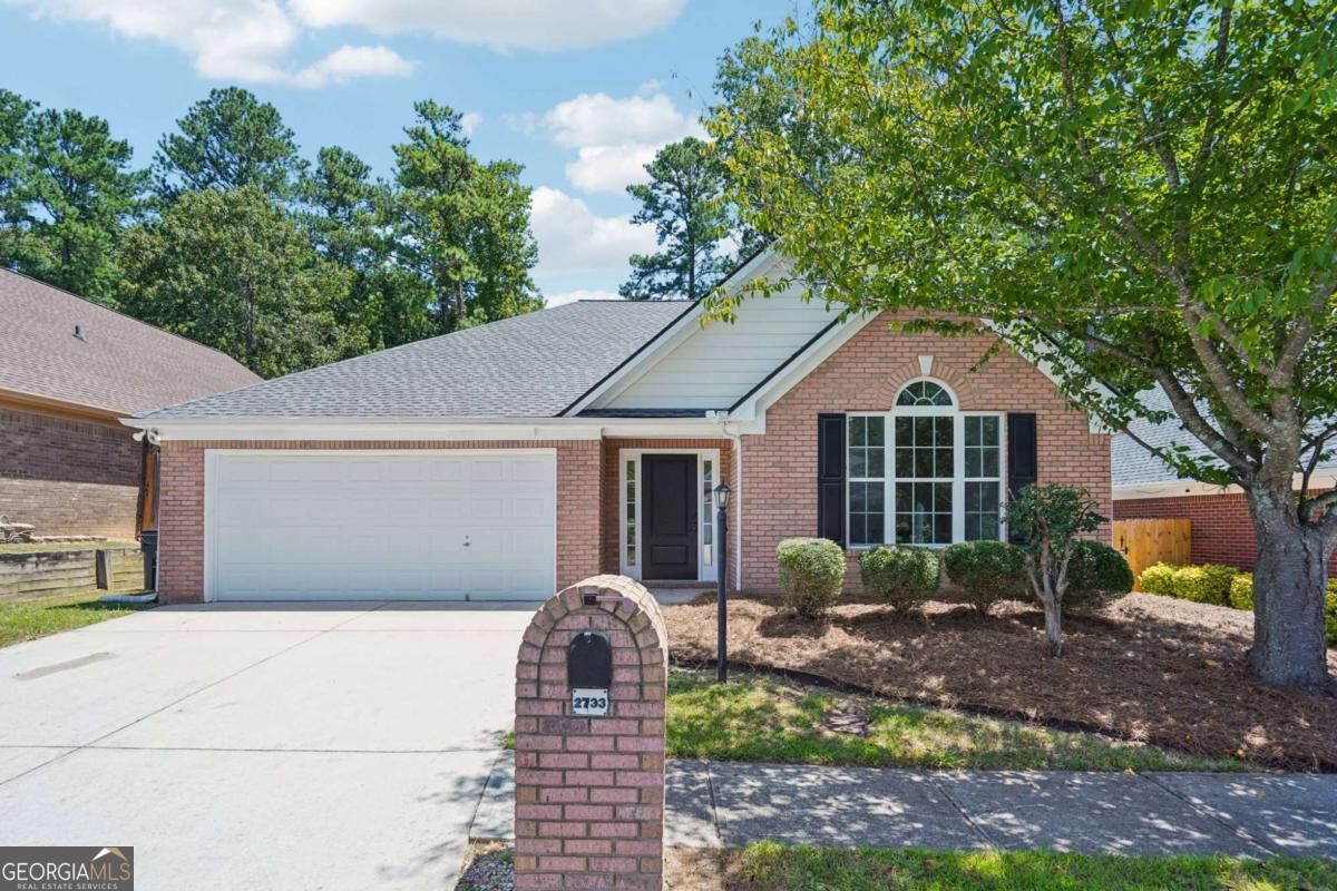 Property Photo: 2733 Newtons Crest Circle GA 30078