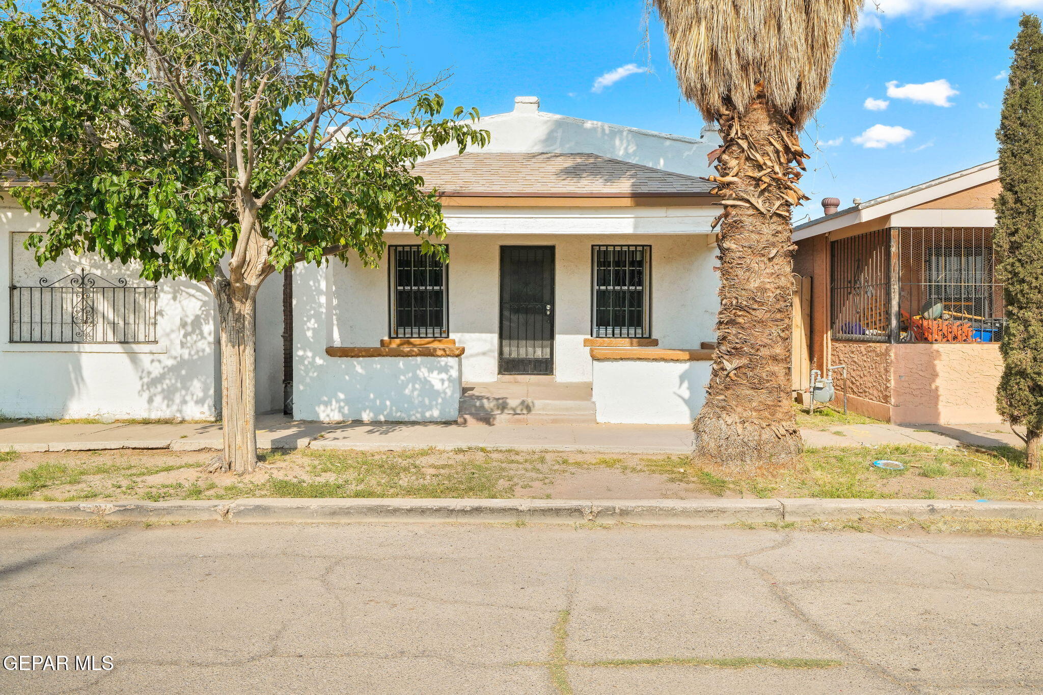 Property Photo: 120 S Raynor Street TX 79905