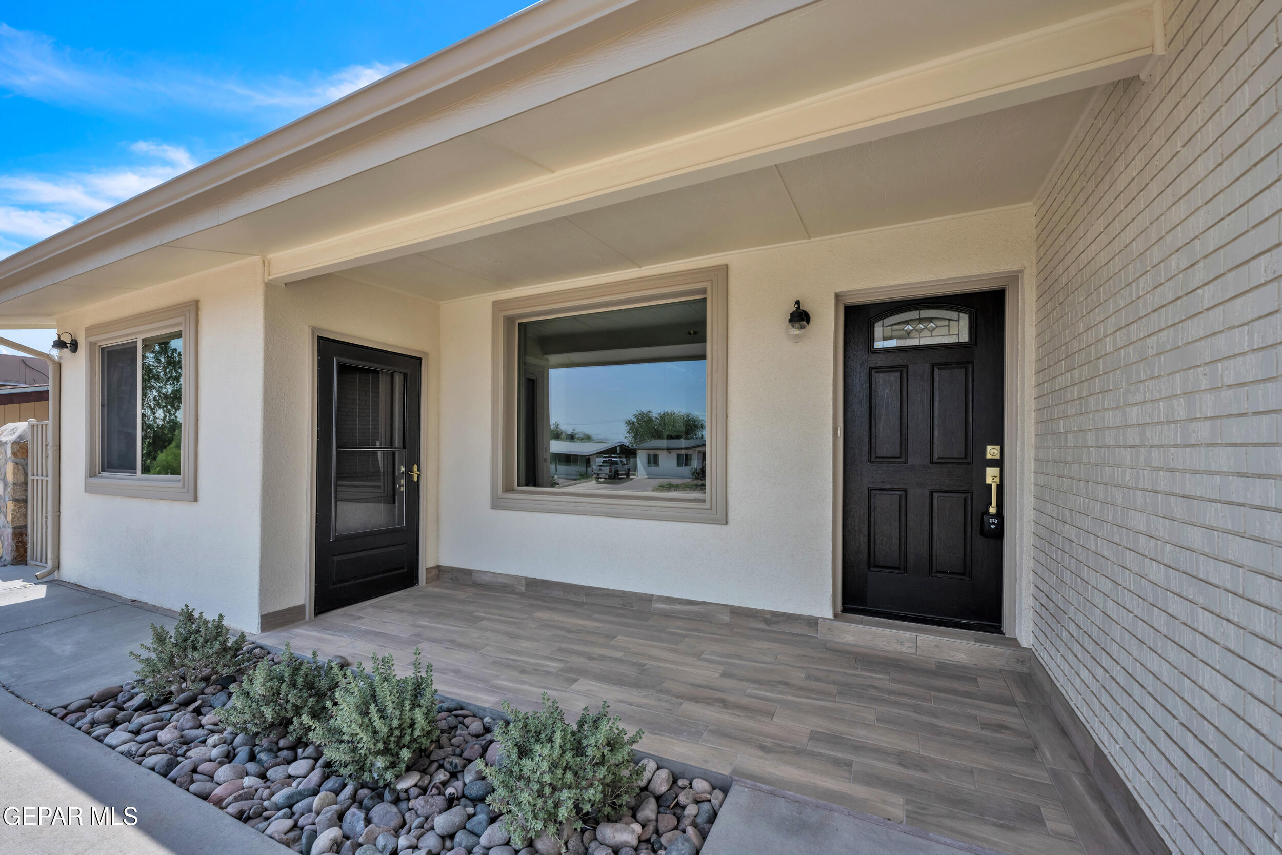 420 De Leon Drive  El Paso TX 79912 photo