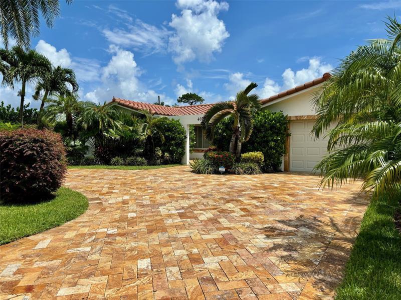 Property Photo: 4070 NE 26th Ave FL 33308