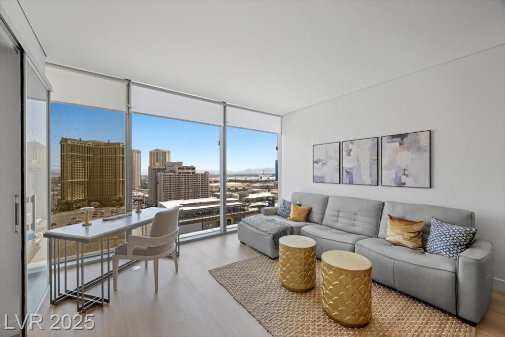 Property Photo: 3722 Las Vegas Boulevard 1404 NV 89158