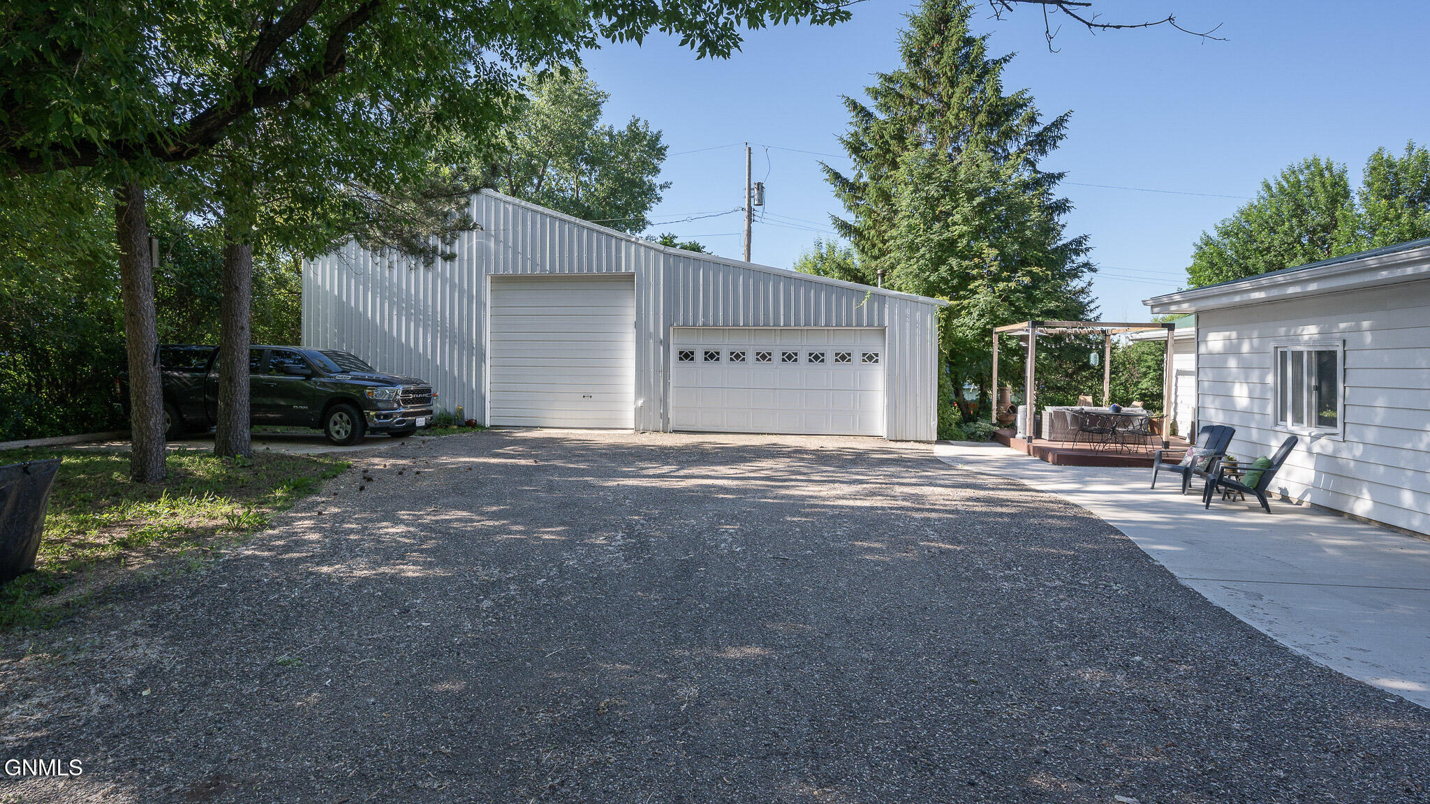 Property Photo: 315 Hwy 25 E ND 58530