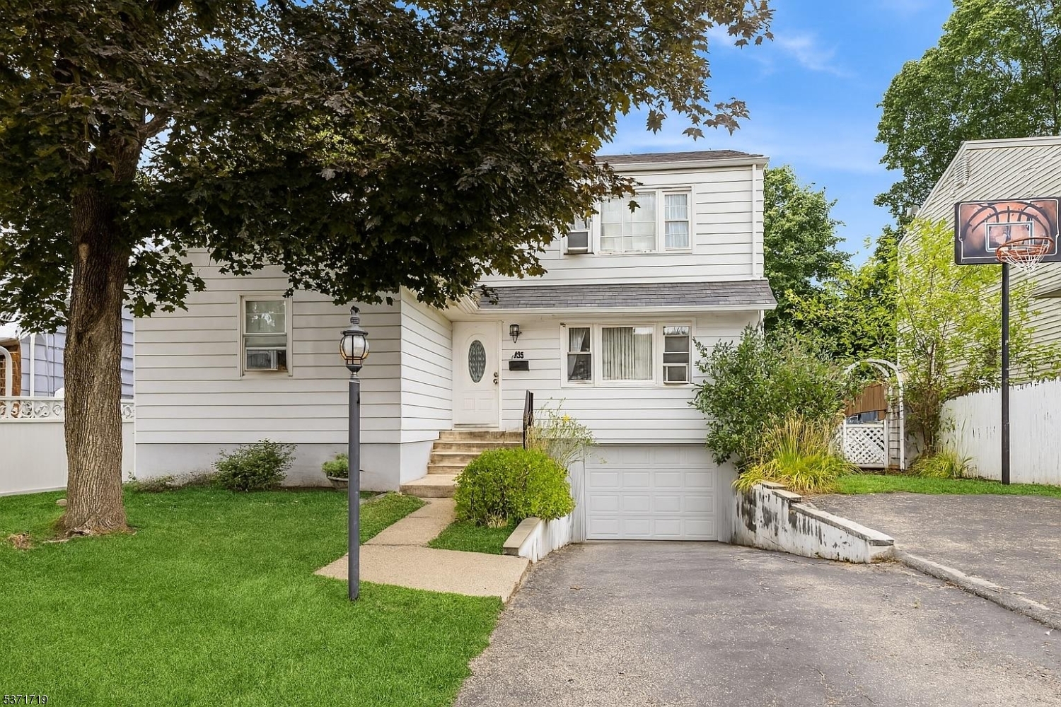 Property Photo:  433 Midland Ave  NJ 07442 