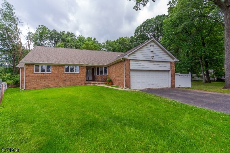 Property Photo:  934 Lowden Ave  NJ 07083 