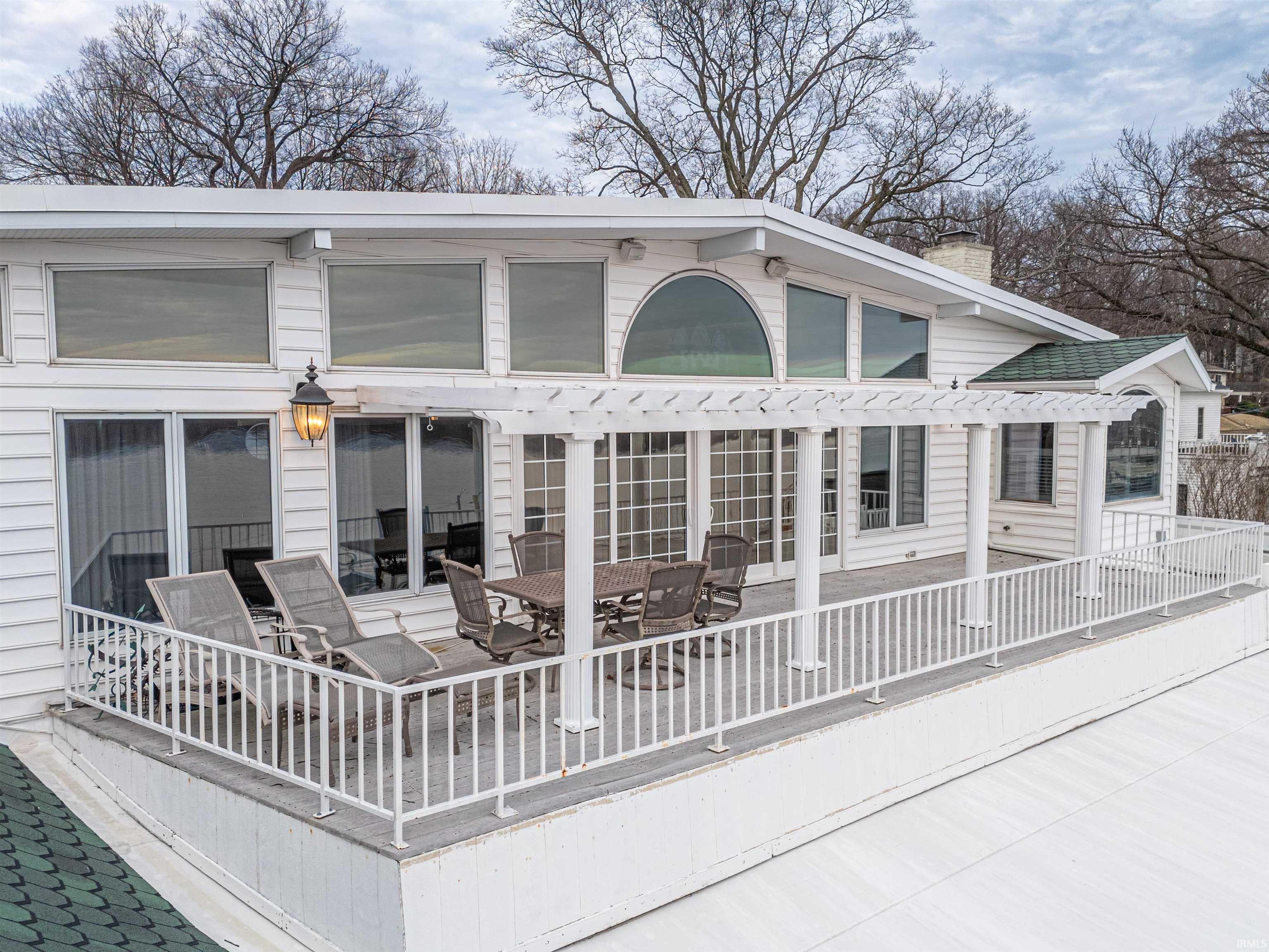 Property Photo: 101 E Jennings Street E IN 47630