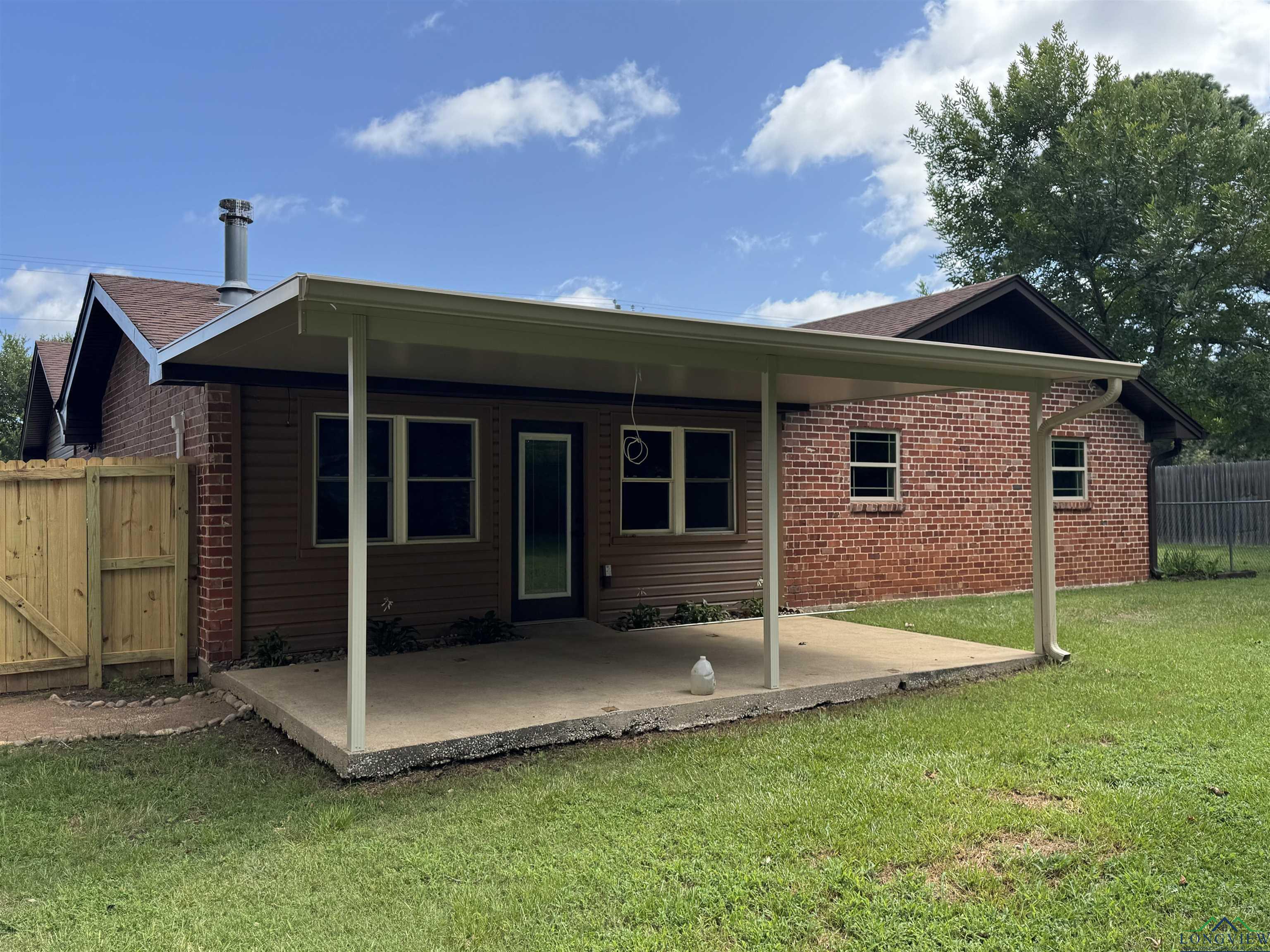 Property Photo: 3406 County Line Road TX 75662