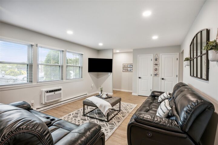 Property Photo:  508 Bedford Avenue 3  NY 11710 