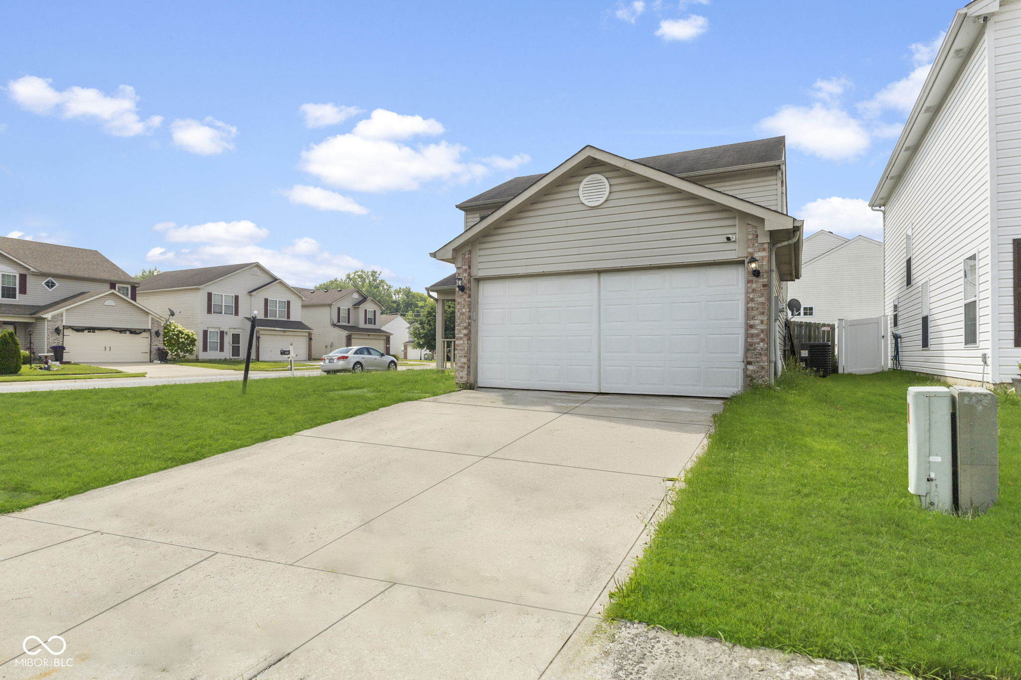 Property Photo:  4315 Village Bend Court  IN 46254 