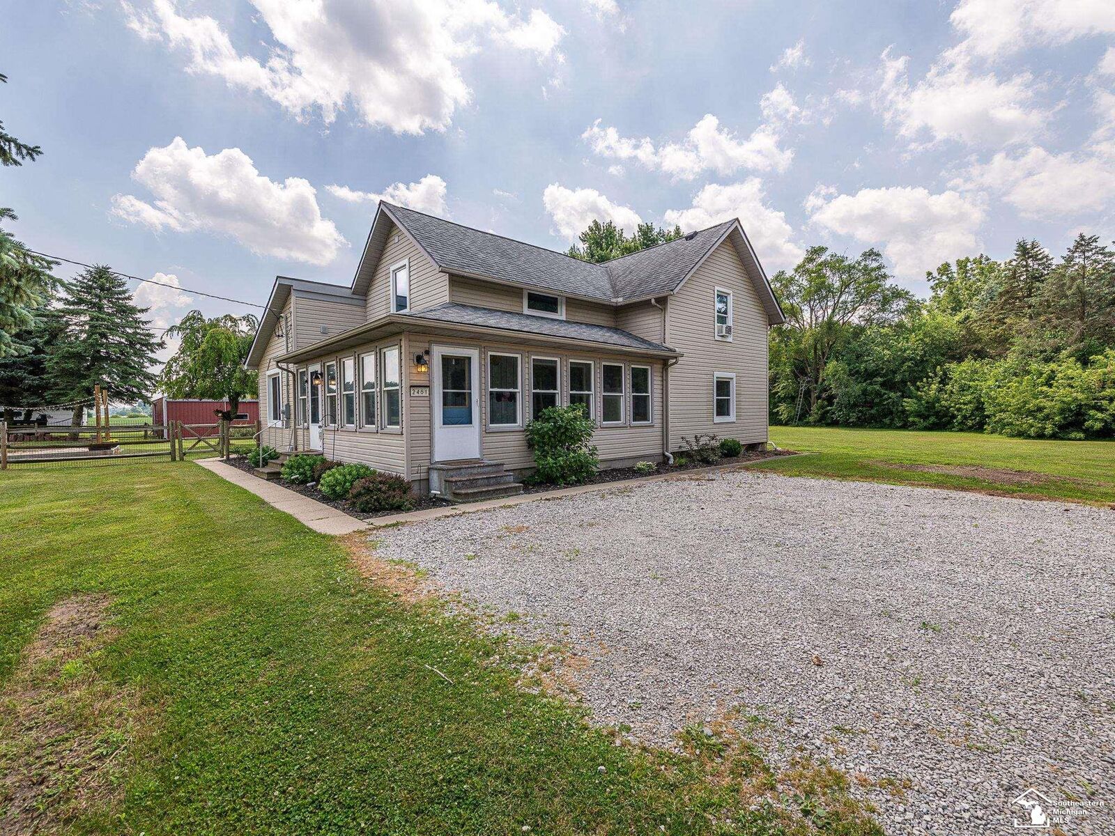 Property Photo:  2461 Maple Road  MI 48140 