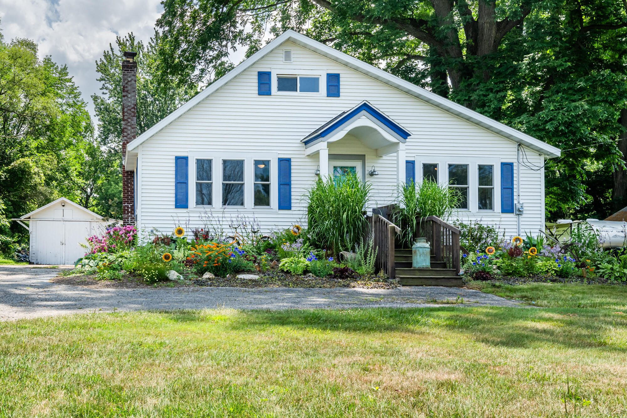 Property Photo:  7364 Red Arrow Highway  MI 49098 