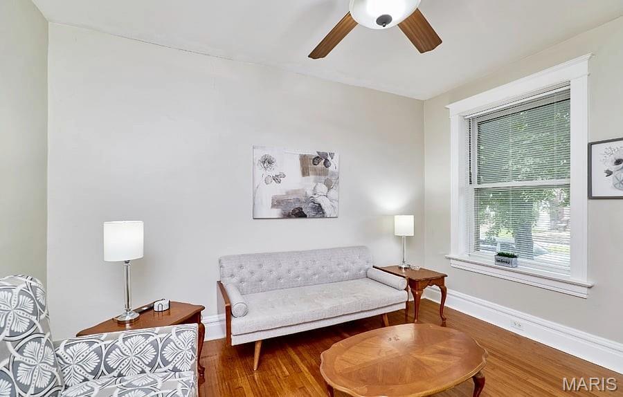 Property Photo: 4936 Bonita Avenue MO 63109