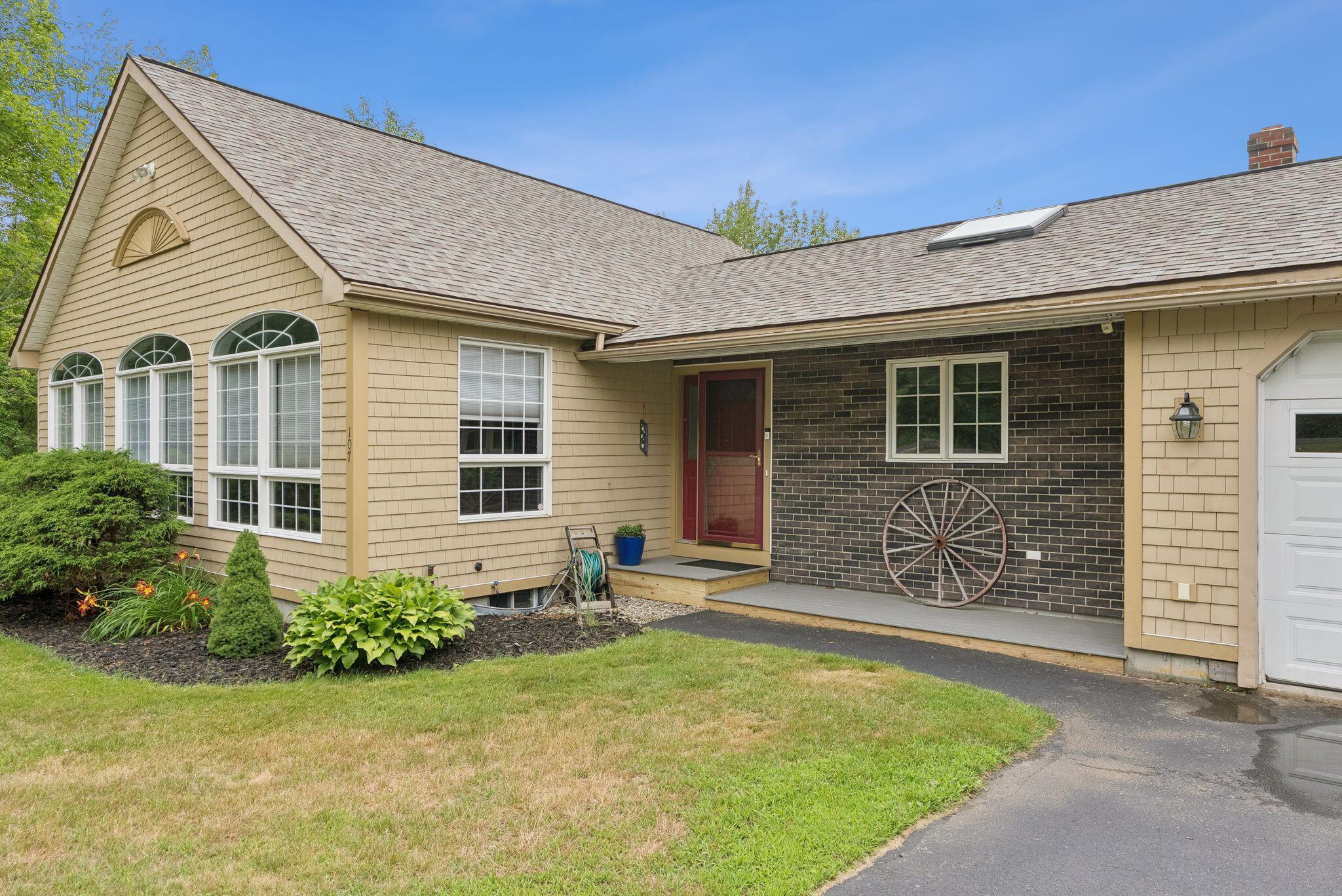 Property Photo: 107 Kennebunk Road ME 04002
