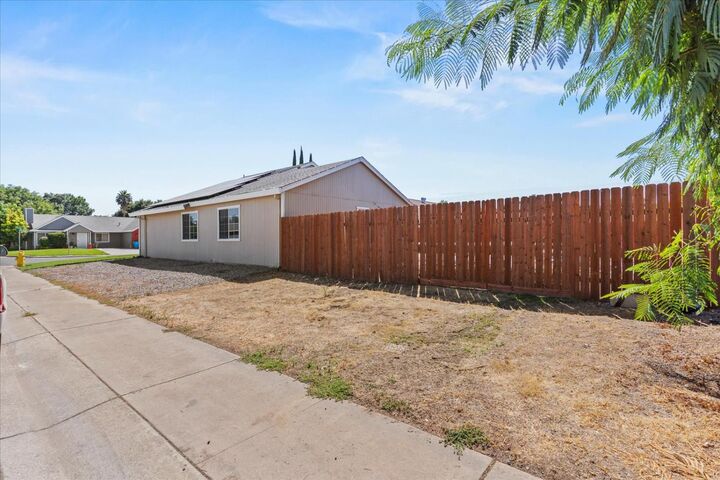 Property Photo: 3003 Corinne Court CA 95953