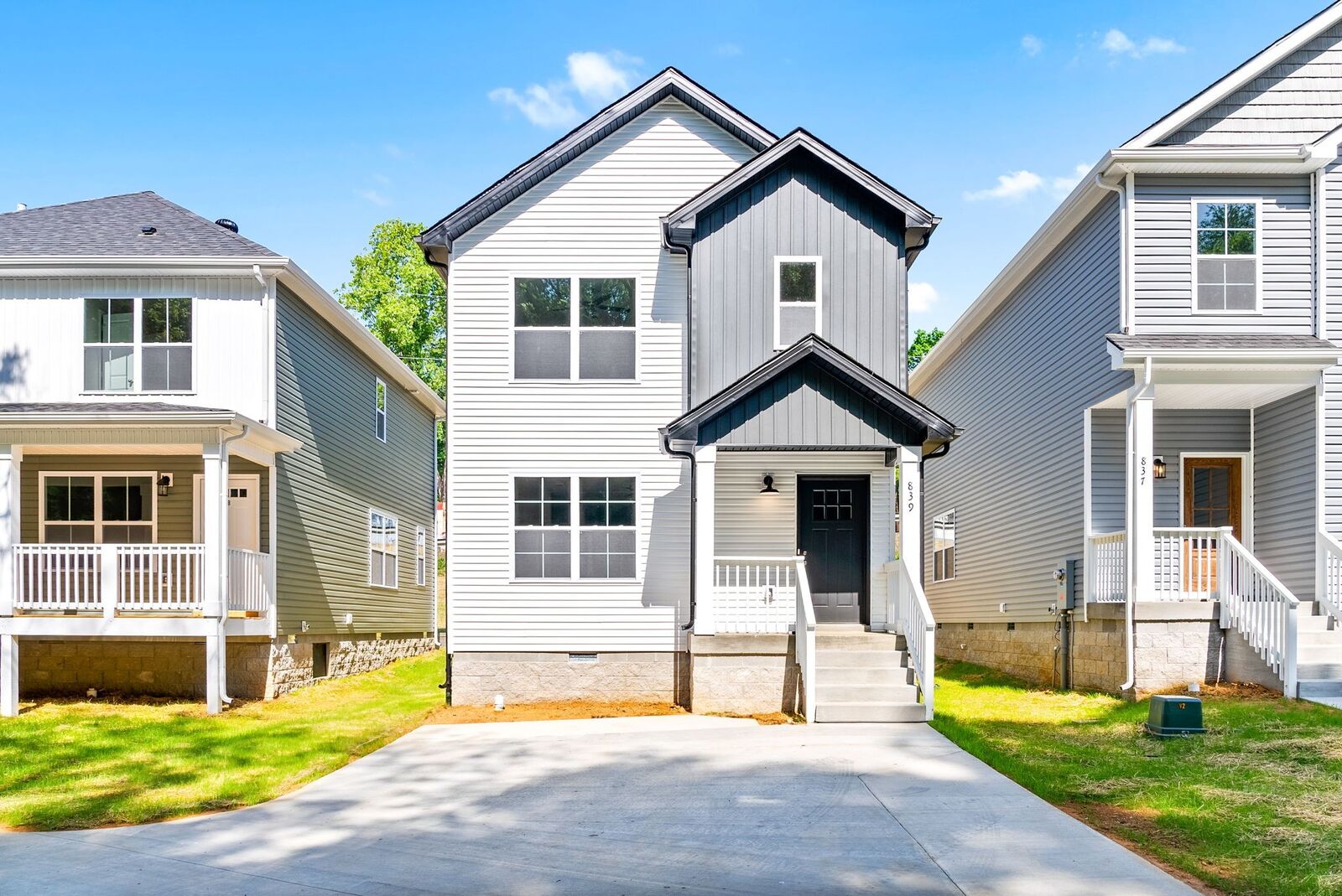 Property Photo:  839 Cumberland Drive  TN 37040 