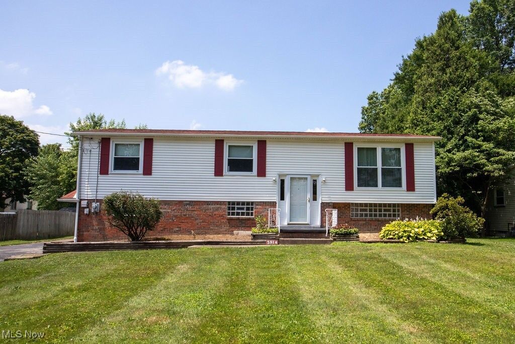 Property Photo:  3914 Niles Carver Road  OH 44440 