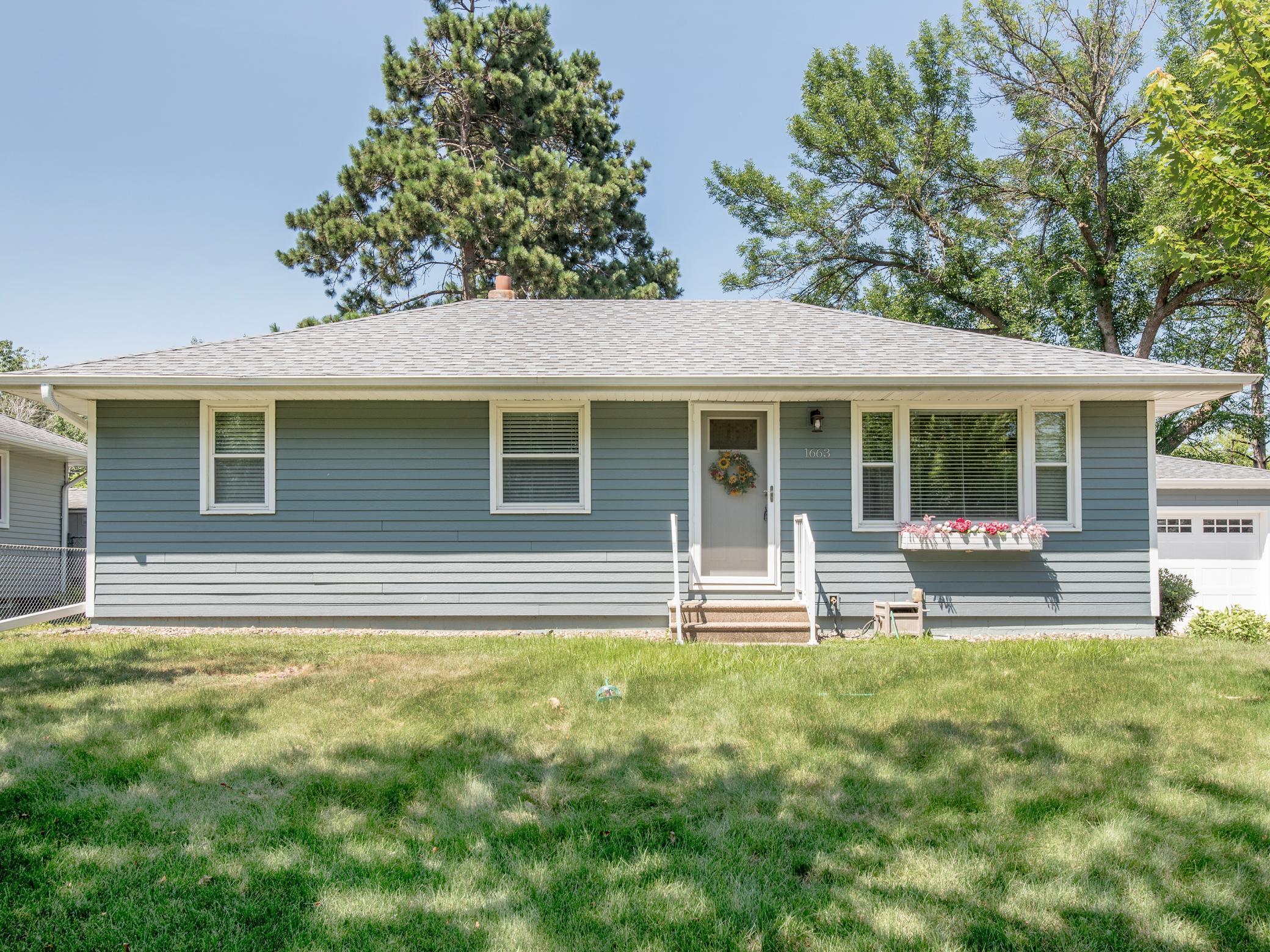Property Photo:  1663 Lois Drive  MN 55126 