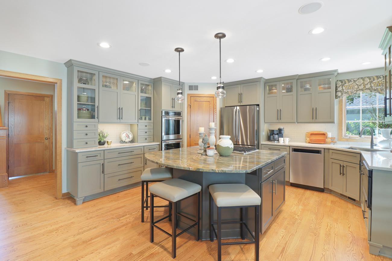 Property Photo: 3309 Nathaniel Court MN 55127