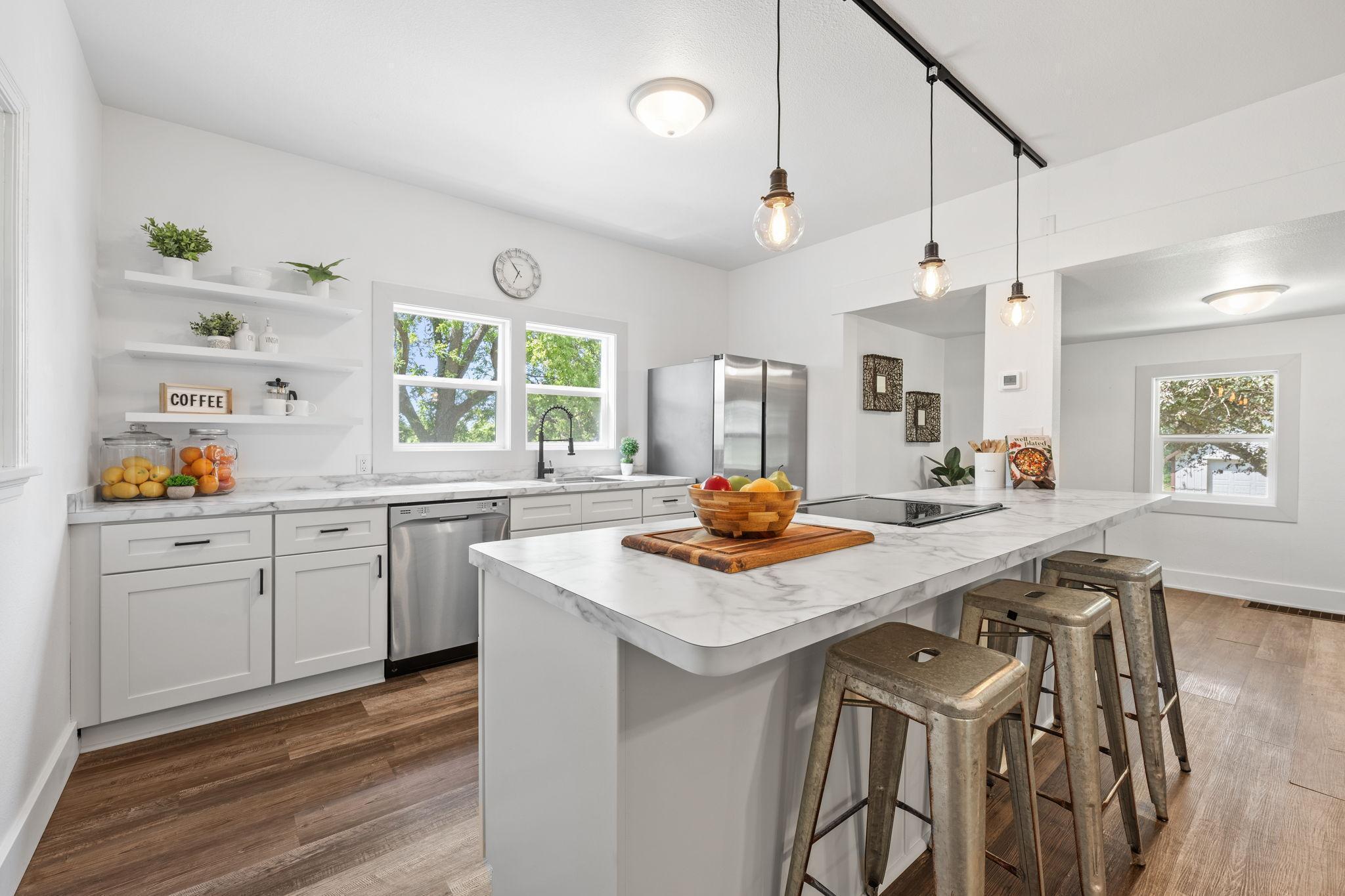 Property Photo: 11698 Morristown Boulevard MN 55052